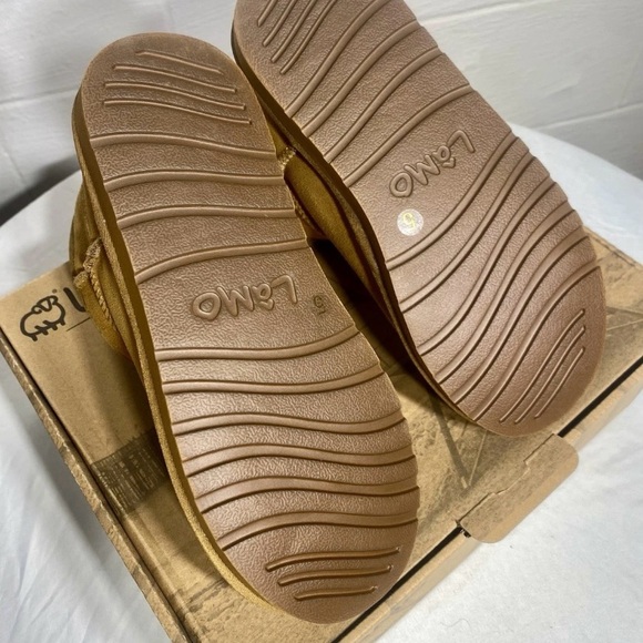 Lamo Tan Ankle Boots with Plush Lining - Picture 4 of 12